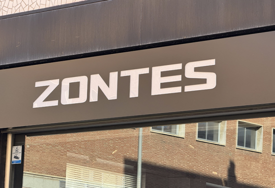 zontes-valencia-concesionario-02